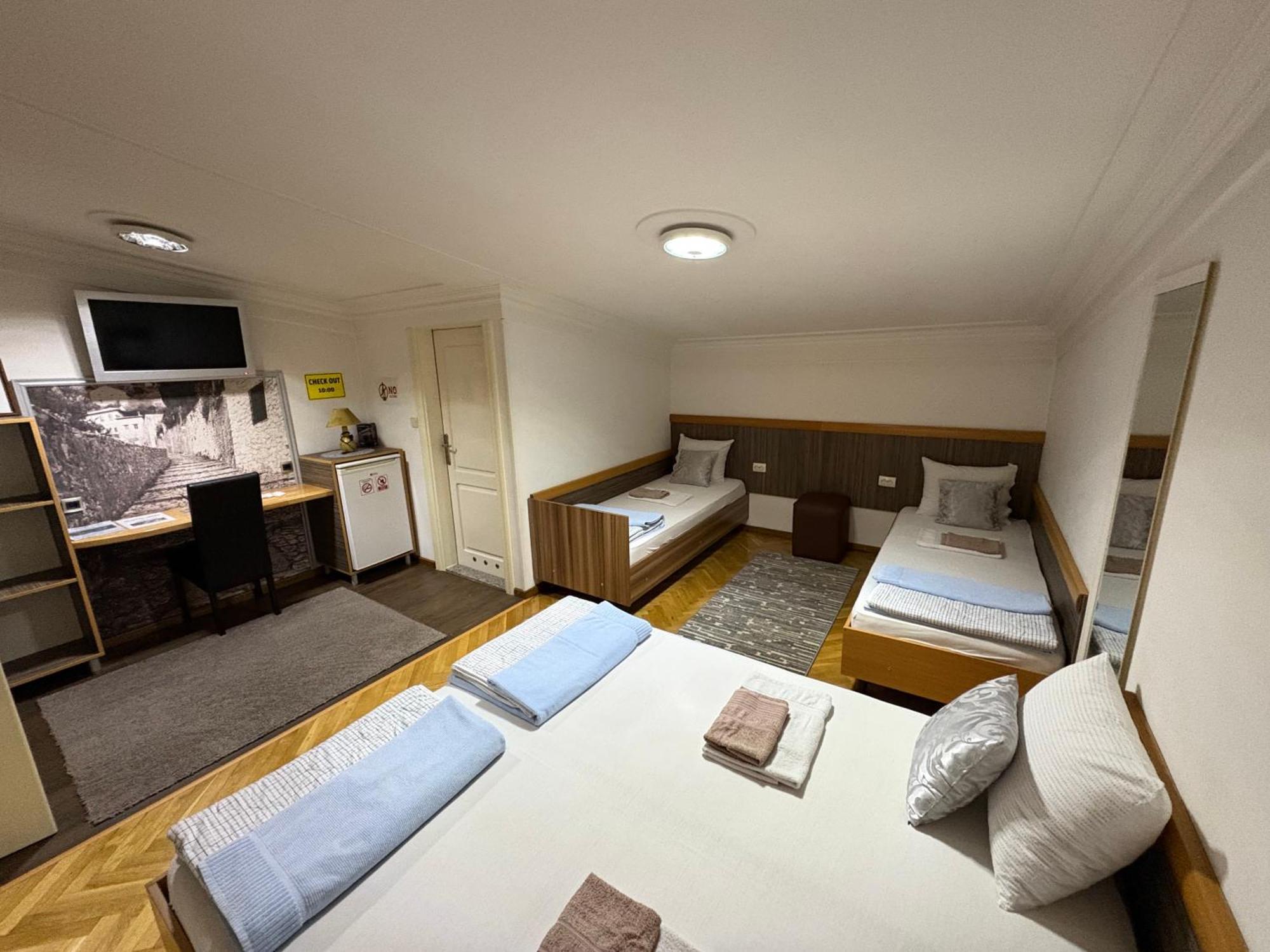 Hostel Dino Mostar Luaran gambar